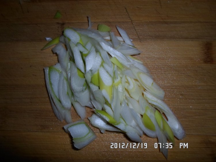 蒜香茄丝步骤1