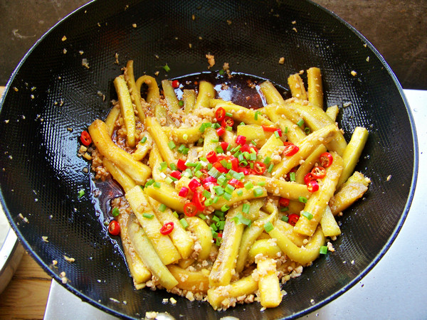 口味茄子煲步骤8