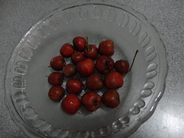 百合山楂橘香煲步骤1