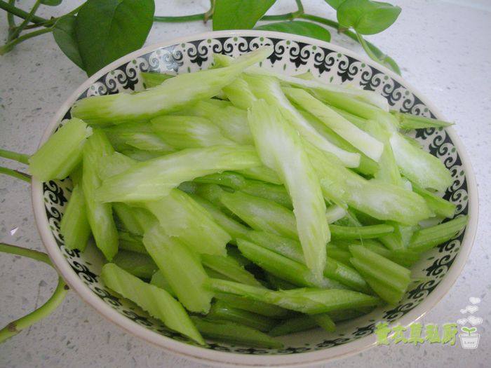 私房凉拌什锦菜步骤8