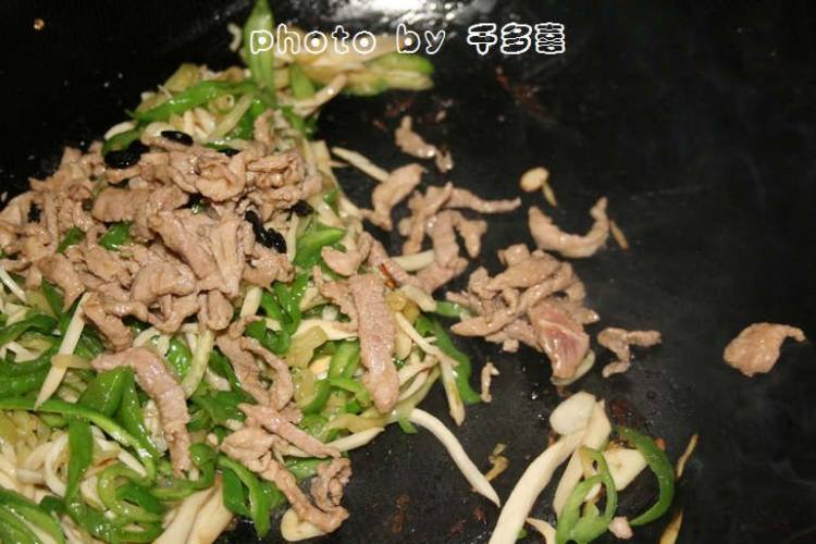 杏鲍菇炒三丝步骤6