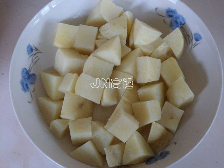 酱香地三鲜步骤6