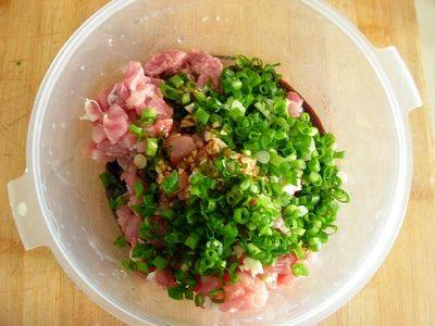 槐花菠菜水饺步骤8