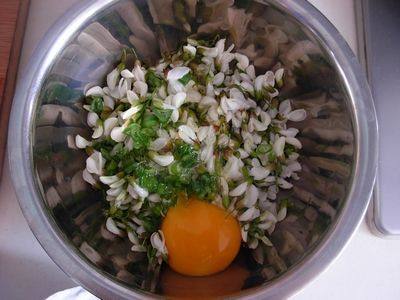 槐花蛋饼步骤4