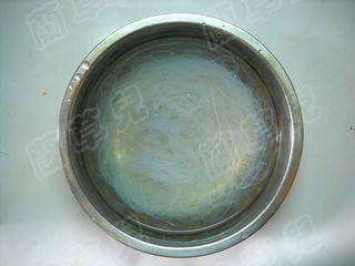 玉米茼蒿粉丝蒸步骤2