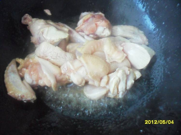 茄子炖鸡肉步骤7