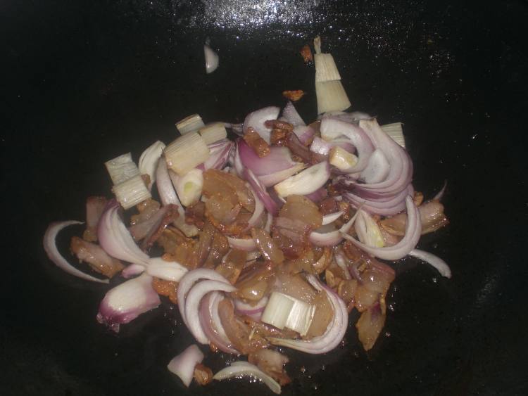 大椒洋葱炒肉片步骤3