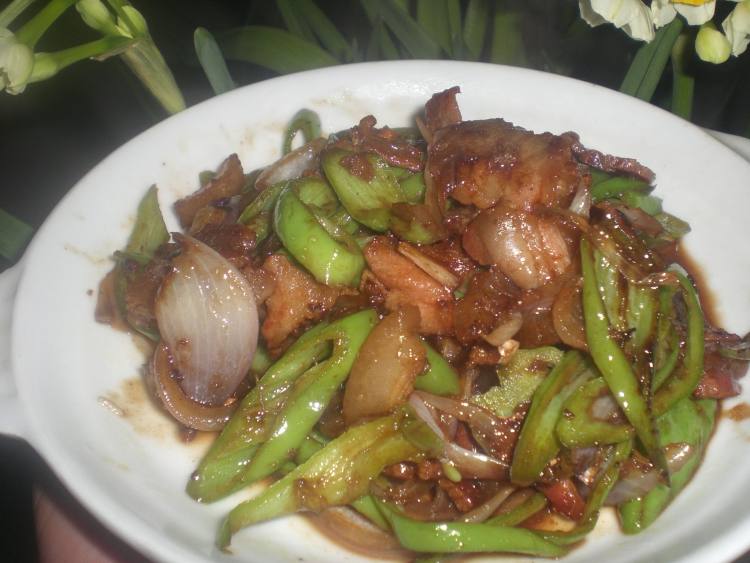 大椒洋葱炒肉片步骤5