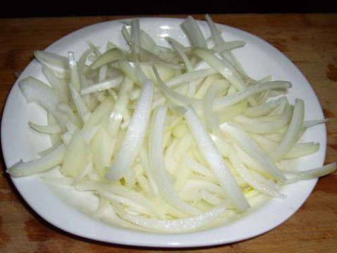 开胃洋葱饭步骤1