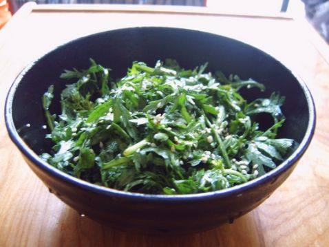 凉拌茼蒿菜步骤4