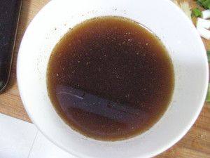 芹菜炝花生米步骤5