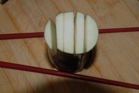 浇汁菊花茄子步骤2