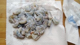 甜豆虾仁步骤3
