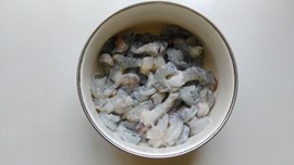 甜豆虾仁步骤4