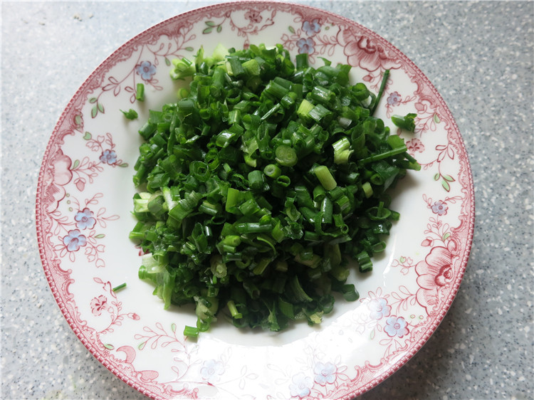 鸡油葱花饼步骤6