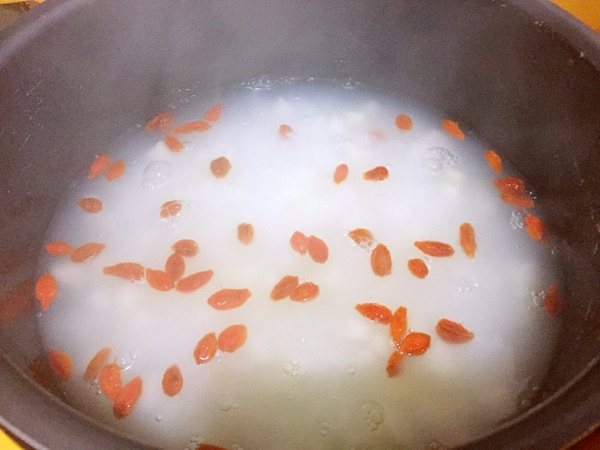 山药白米枸杞粥步骤8