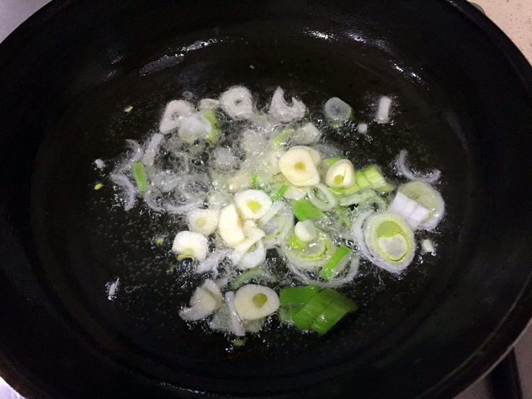 西葫芦烩虾仁步骤5