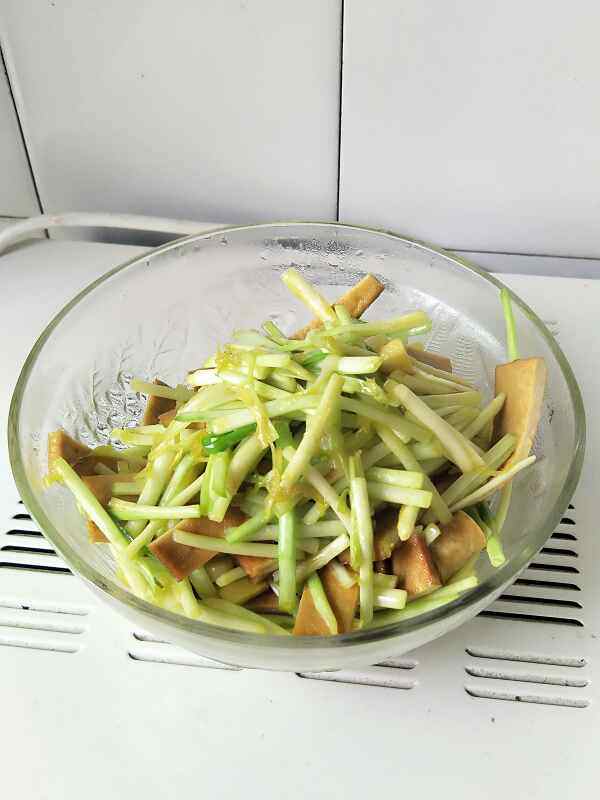 韭黄炒豆腐干步骤10