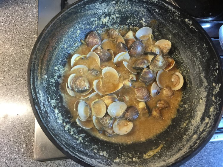 椰浆咖哩蛤蜊浓汤步骤8