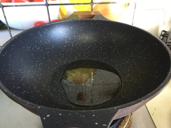 炒鸡枞菌步骤6