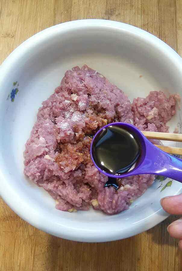 猪肉葫芦丝包步骤4