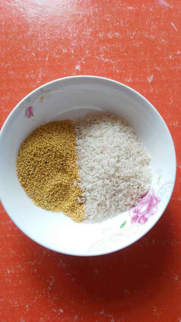 小米瘦肉粥步骤3