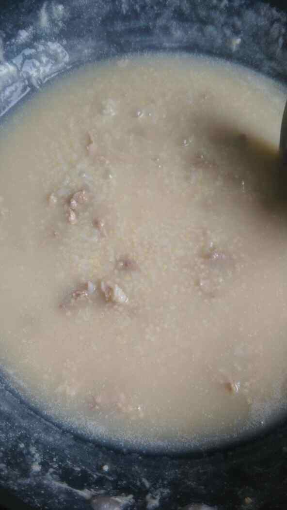 小米瘦肉粥步骤7