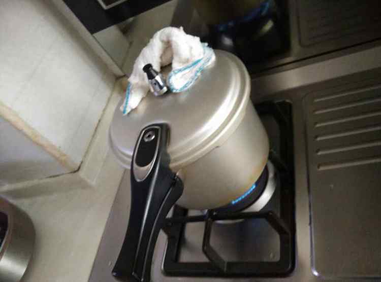 乌鸡炖虫草花步骤9