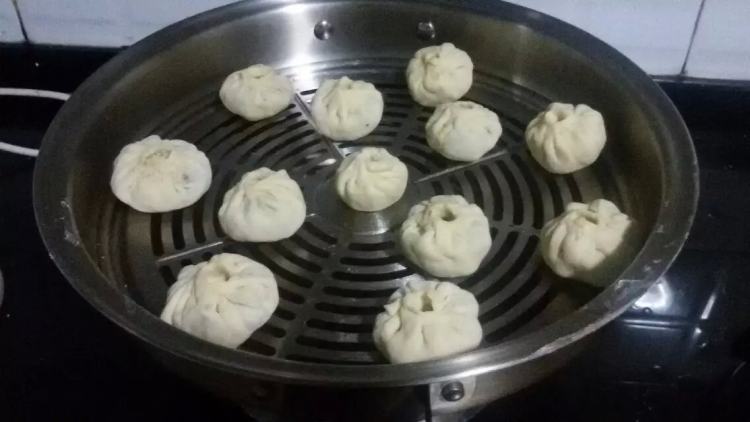 芽菜肉包子步骤12