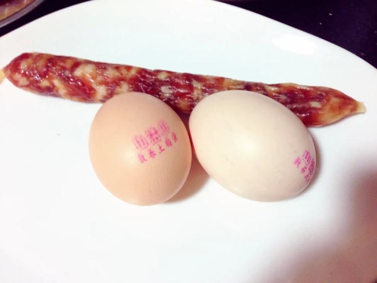腊肠蒸蛋步骤1
