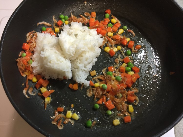 土魠鱼炒饭步骤5