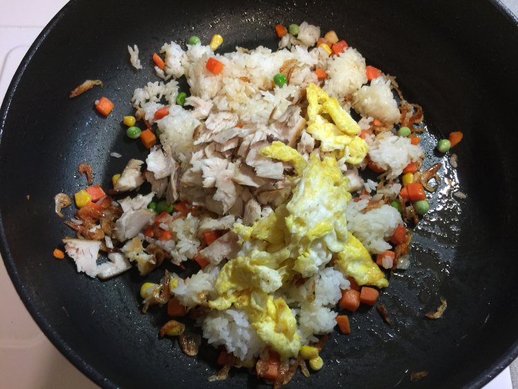 土魠鱼炒饭步骤6