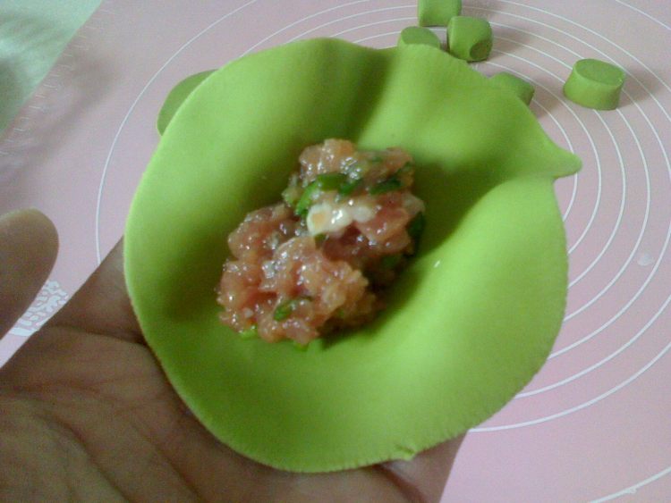 菠菜饺子步骤6