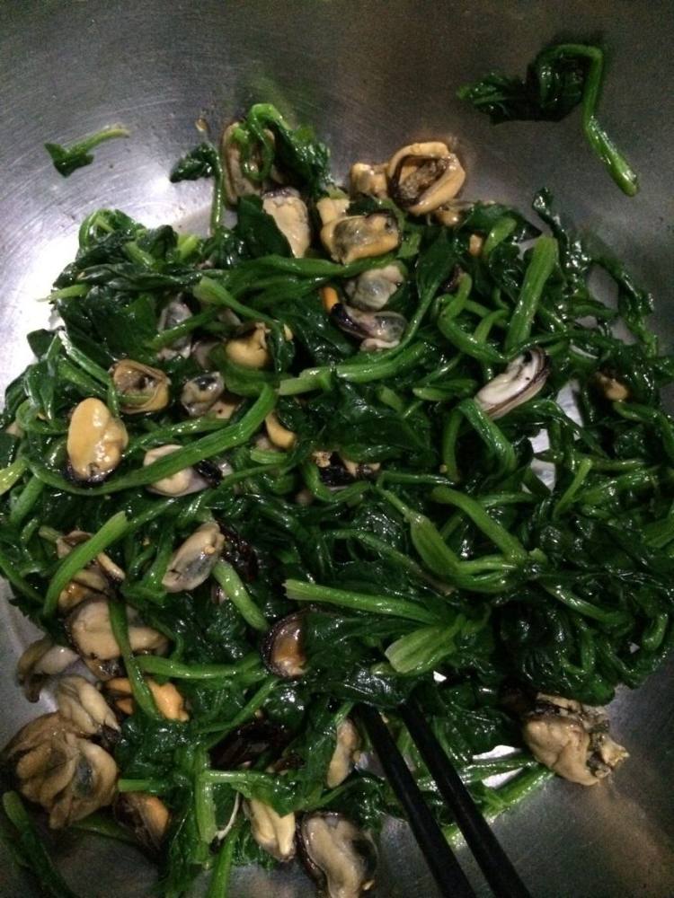 海虹拌菠菜步骤6