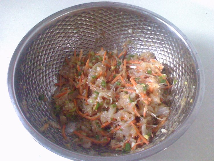 鱼蓉粉丝饺步骤6