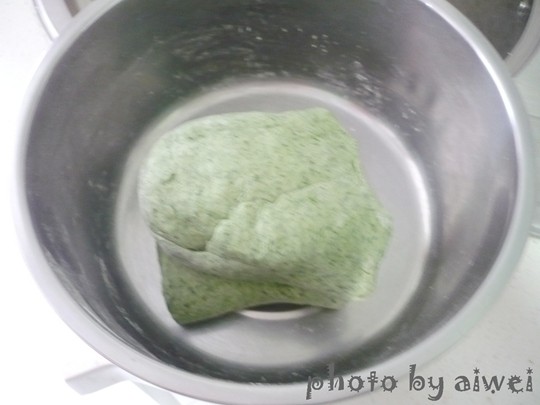 西红柿鸡蛋菠菜面步骤5
