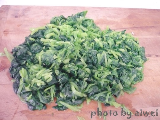 西红柿鸡蛋菠菜面步骤3