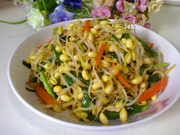 素煸韭菜黄豆芽步骤7