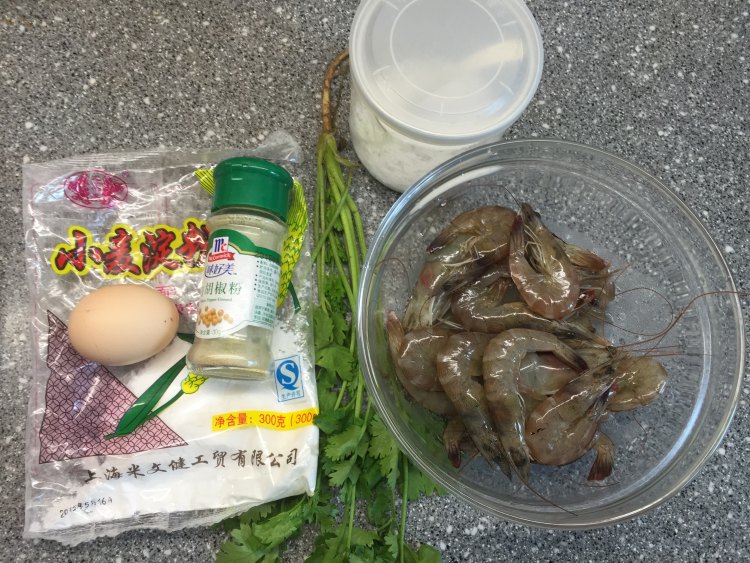 香煎虾饼步骤1