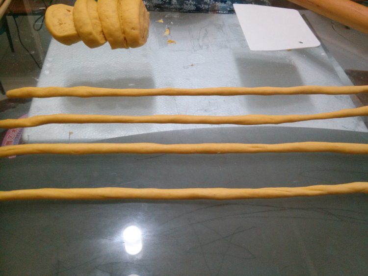 南瓜绣球豆沙包步骤7