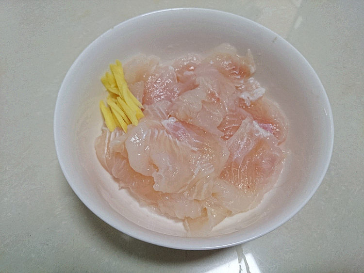 番茄煮龙利鱼步骤2