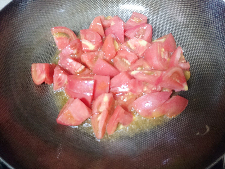番茄煮龙利鱼步骤4