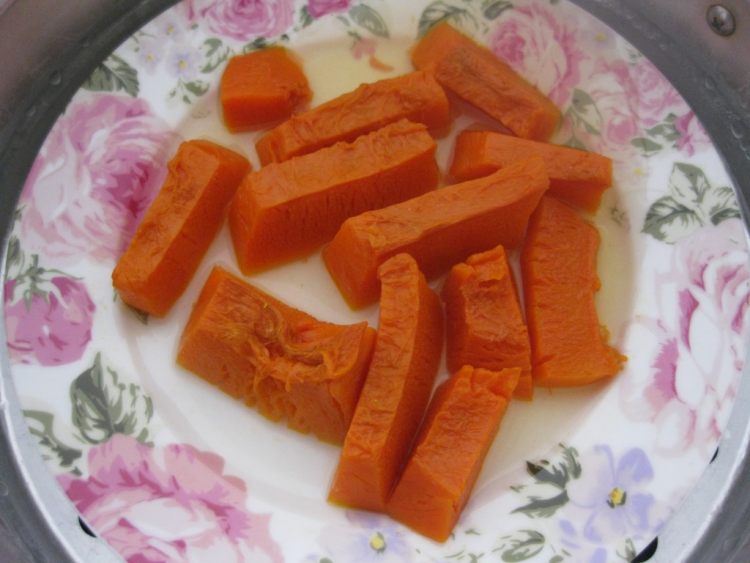 【手工美食】南瓜发糕步骤1
