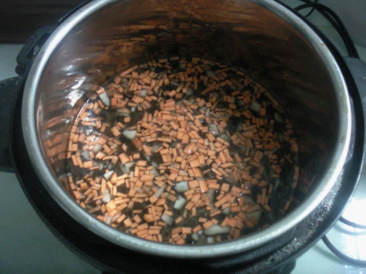 香菇胡萝卜白米粥步骤11