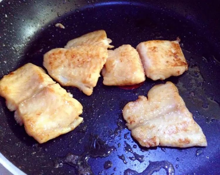 【手工美食】香煎龙俐步骤9