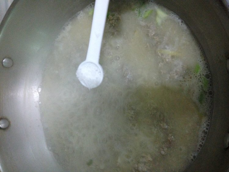 鸭蛋瘦肉烫步骤12