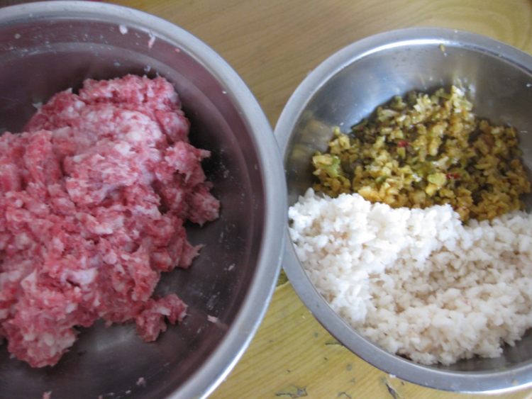 马蹄猪肉水饺步骤1