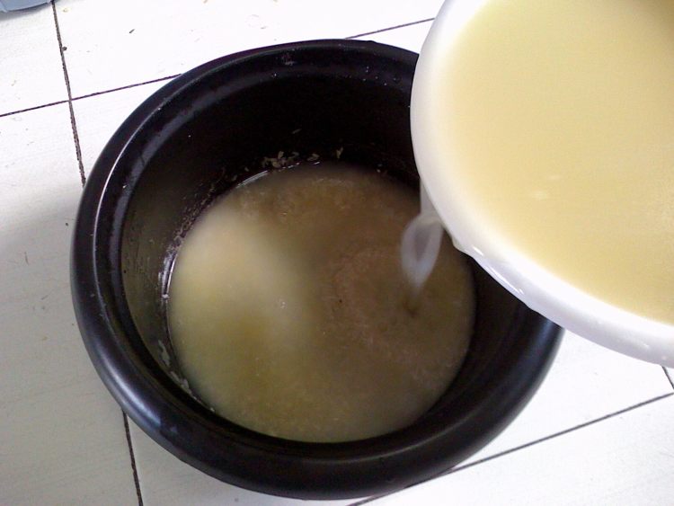 青菜鲫鱼粥步骤4