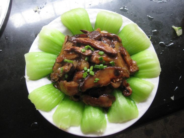 香菇油白菜步骤11