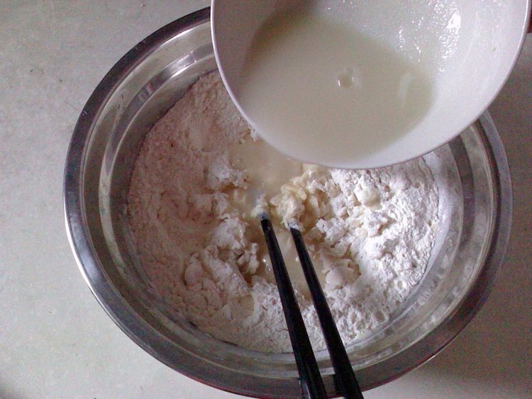 雪菜包子步骤2